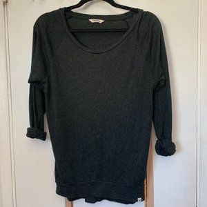 Aritzia TNA Slouchy Sweater/Longsleeve Sz Small